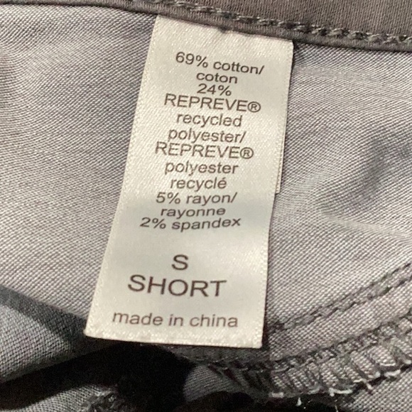 Grey jeans by Maurices - Picture 4 of 4